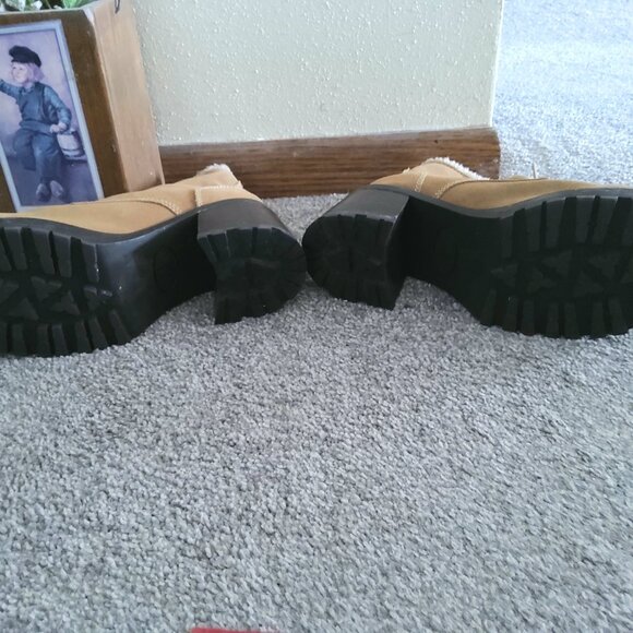 SKECHERS 90'S Y2K COMBAT TIE UP BOOTS - Picture 7 of 7